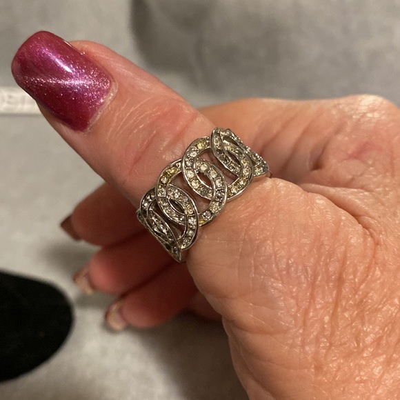 Infinity “CC” Circle Rhinestone size 11 thumb ring! 4 stones are missing. - Picture 7 of 9